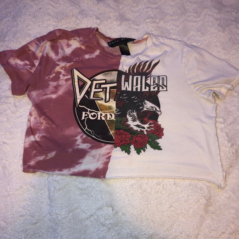 graphic tee